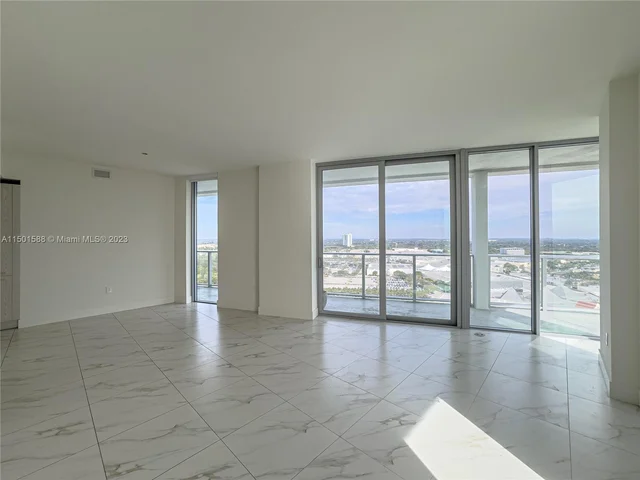 2000 Metropica Way # 2009, Sunrise FL 33323