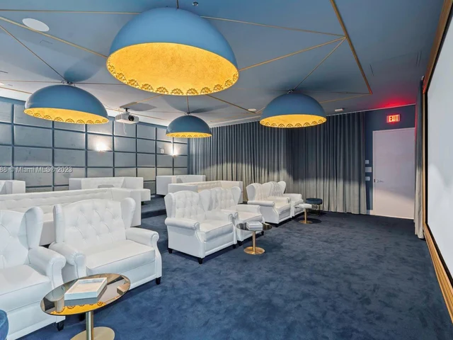 2000 Metropica Way # 2009, Sunrise FL 33323