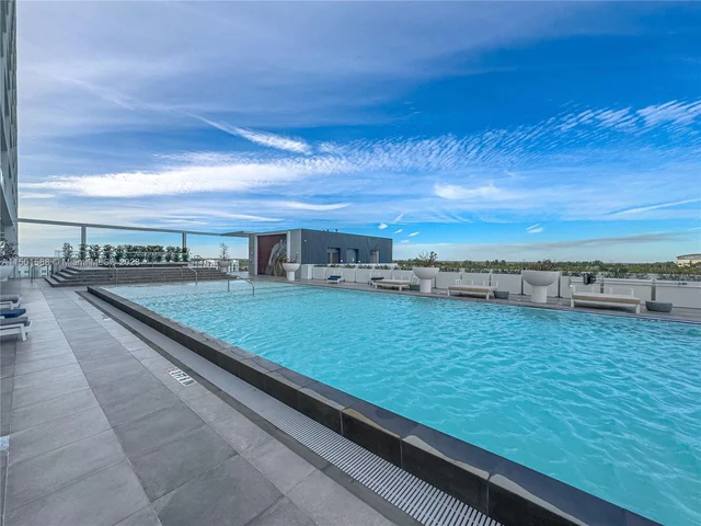 2000 Metropica Way # 2009, Sunrise FL 33323