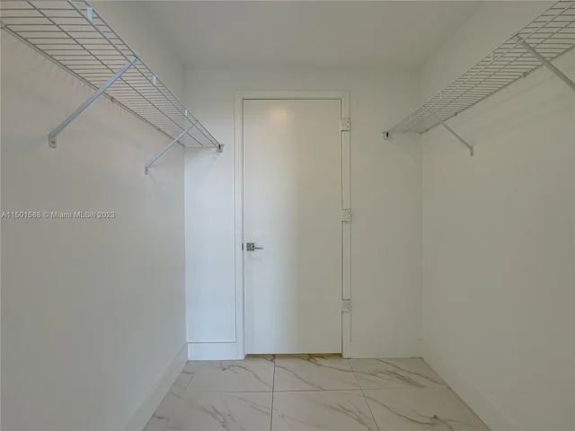 2000 Metropica Way # 2009, Sunrise FL 33323