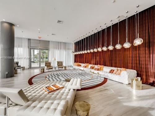 2000 Metropica Way # 2009, Sunrise FL 33323