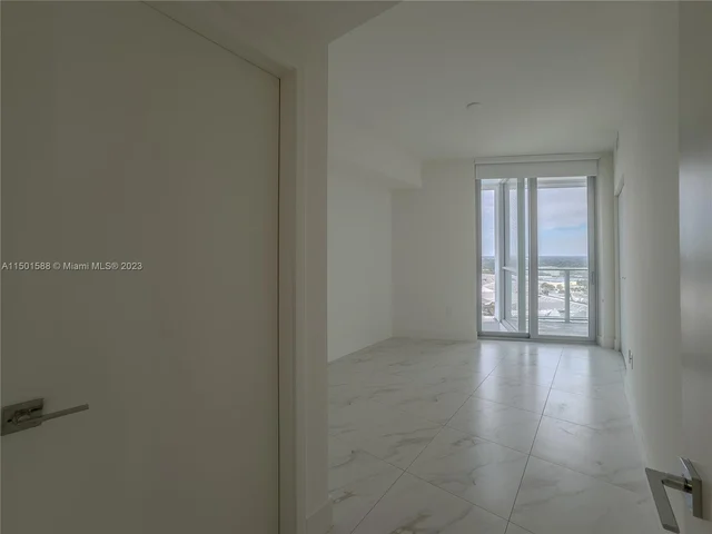 2000 Metropica Way # 2009, Sunrise FL 33323