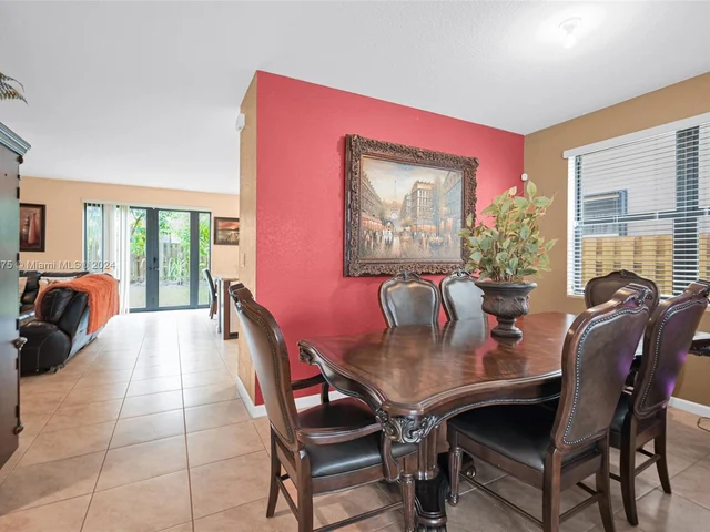 4126 NE 21st Ct, Homestead FL 33033