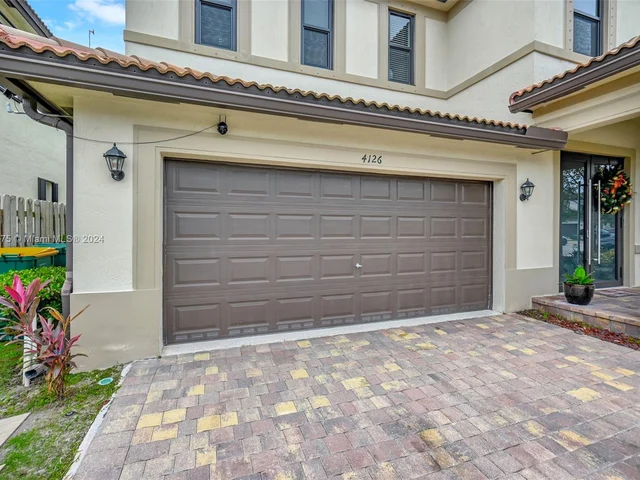 4126 NE 21st Ct, Homestead FL 33033