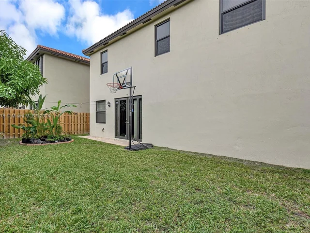 4126 NE 21st Ct, Homestead FL 33033