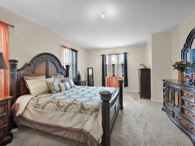 4126 NE 21st Ct, Homestead FL 33033