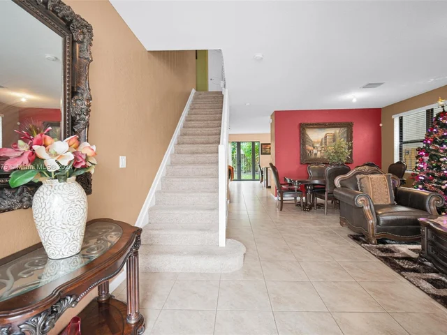 4126 NE 21st Ct, Homestead FL 33033