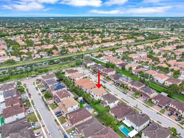 4126 NE 21st Ct, Homestead FL 33033