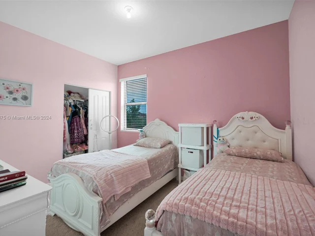 4126 NE 21st Ct, Homestead FL 33033