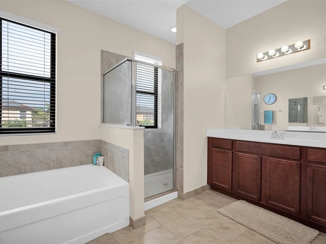 4126 NE 21st Ct, Homestead FL 33033