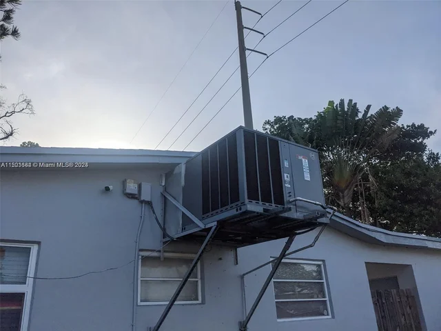 6400 Sheridan St, Hollywood FL 33024