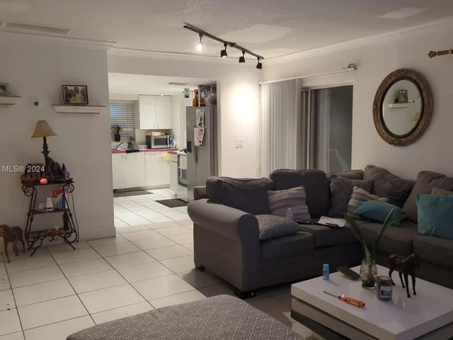 6400 Sheridan St, Hollywood FL 33024