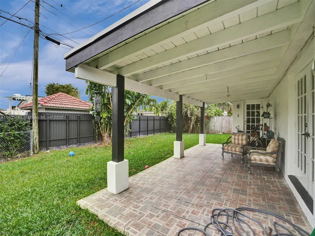 12600 SW 34th St, Miami FL 33175