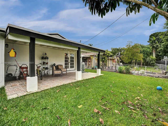 12600 SW 34th St, Miami FL 33175