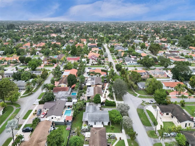 12600 SW 34th St, Miami FL 33175