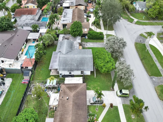 12600 SW 34th St, Miami FL 33175