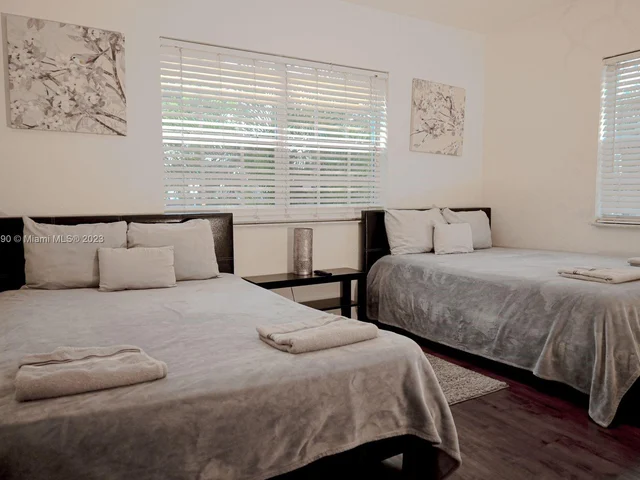 1628 Arthur St, Hollywood FL 33020