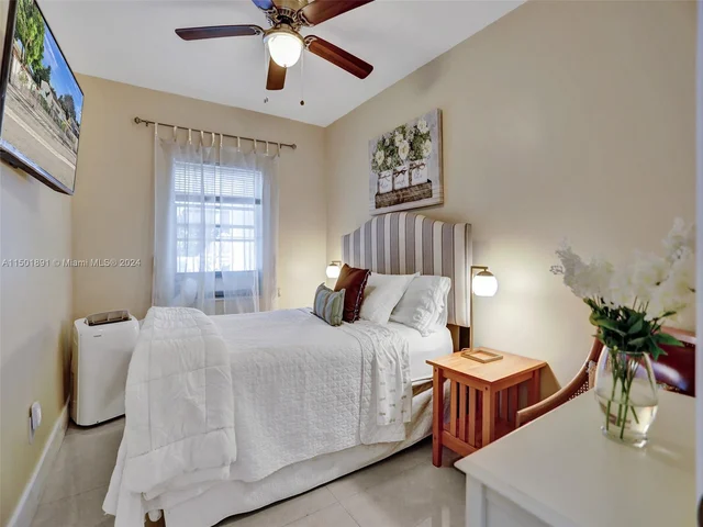 1410 NW 33rd St, Miami FL 33142