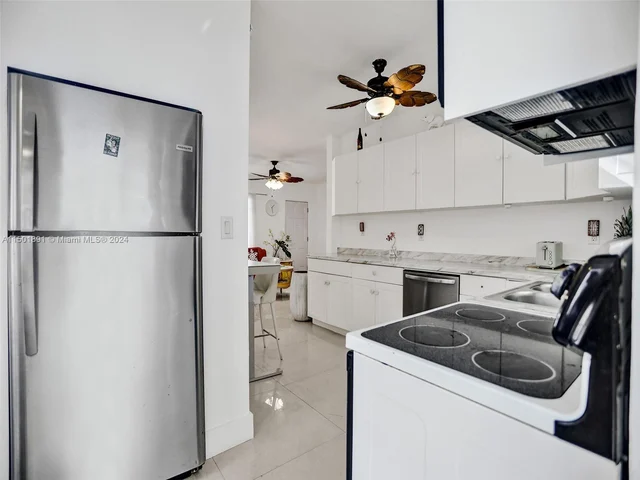 1410 NW 33rd St, Miami FL 33142