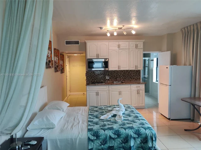 6345 Collins Ave # 408, Miami Beach FL 33141