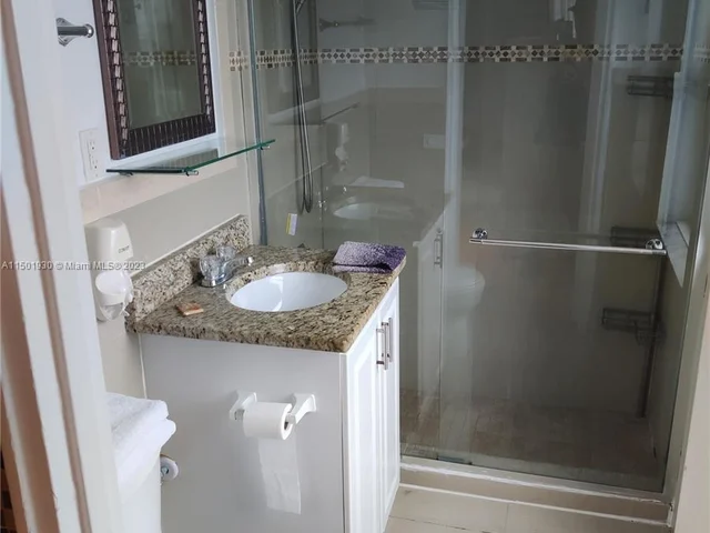 6345 Collins Ave # 408, Miami Beach FL 33141