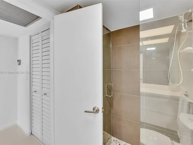 301 174th St # 501, Sunny Isles Beach FL 33160