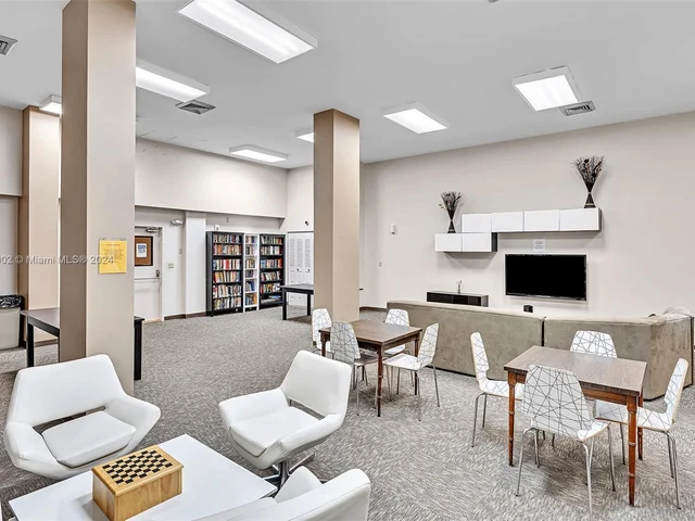 301 174th St # 501, Sunny Isles Beach FL 33160