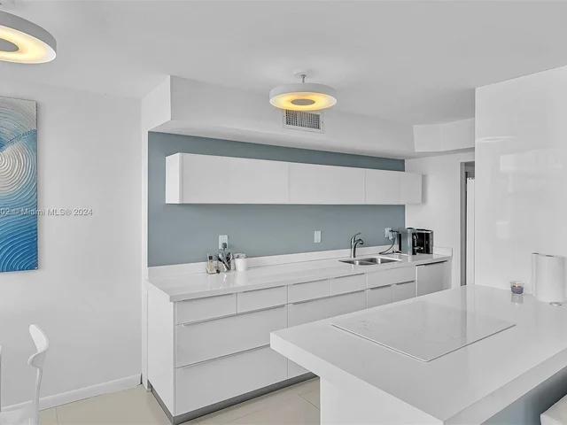 301 174th St # 501, Sunny Isles Beach FL 33160