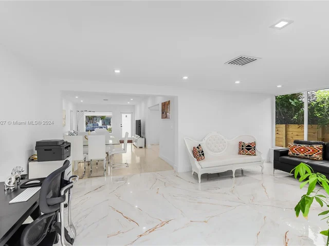 8819 Dickens Ave, Surfside FL 33154