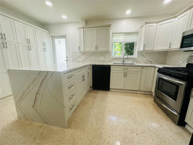 8819 Dickens Ave, Surfside FL 33154