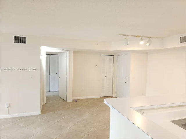 2011 Renaissance Blvd # 205, Miramar FL 33025