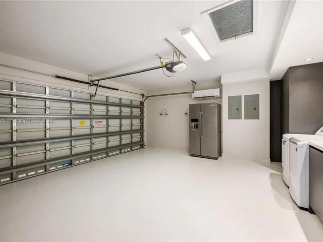 21126 NE 33rd Ave, Aventura FL 33180