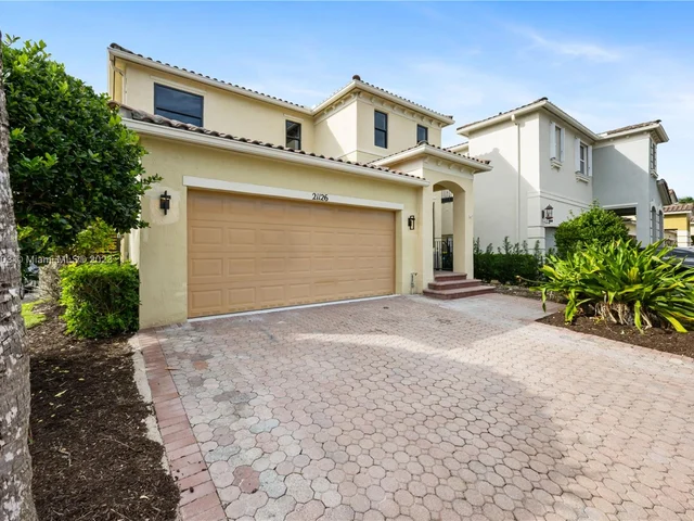 21126 NE 33rd Ave, Aventura FL 33180