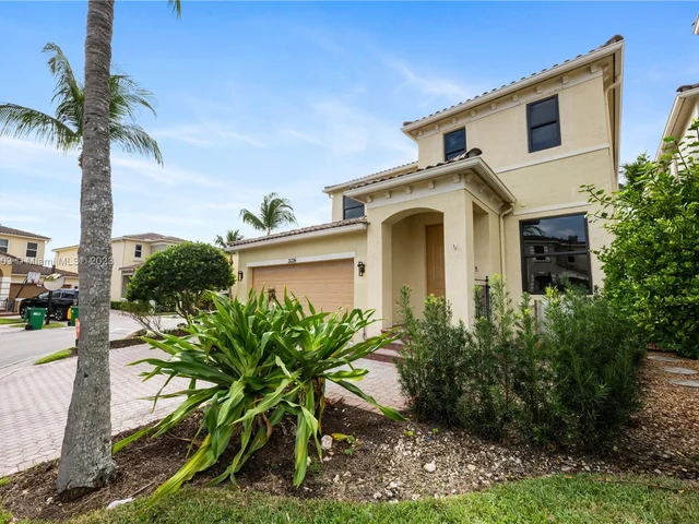 21126 NE 33rd Ave, Aventura FL 33180