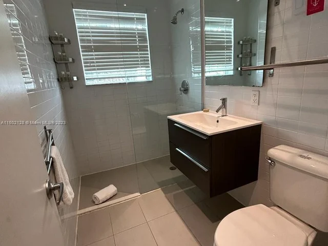 1816 Meridian Ave # 27, Miami Beach FL 33139