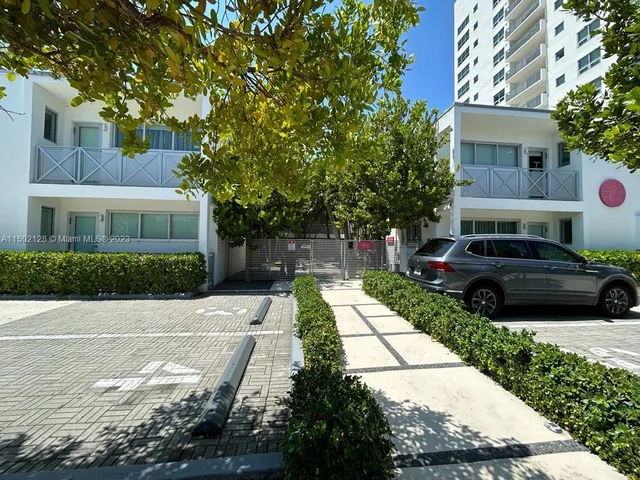 1816 Meridian Ave # 27, Miami Beach FL 33139