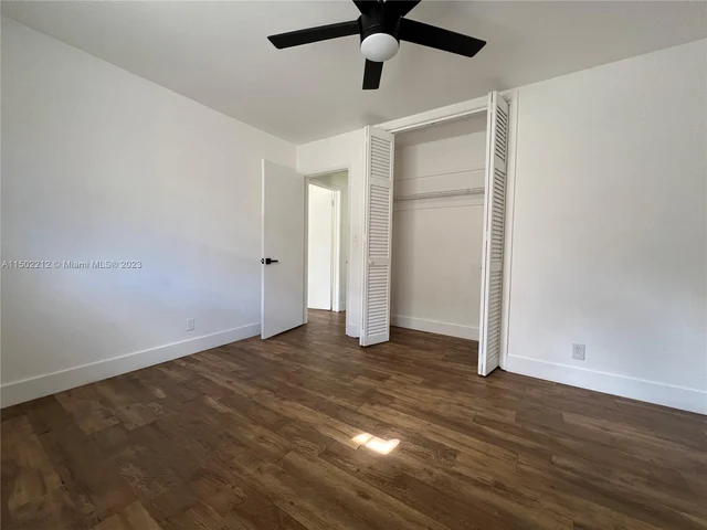 2005 N Park Rd, Hollywood FL 33021