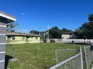 5900 NW 13th Ave, Miami FL 33142