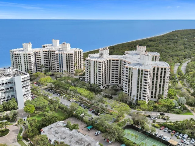 1111 Crandon Blvd # A1202, Key Biscayne FL 33149