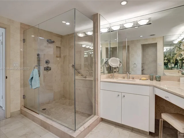 1111 Crandon Blvd # A1202, Key Biscayne FL 33149