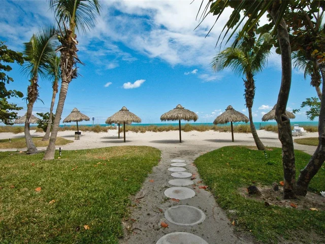 1111 Crandon Blvd # A1202, Key Biscayne FL 33149