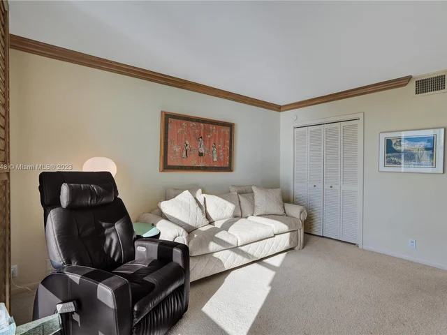 1111 Crandon Blvd # A1202, Key Biscayne FL 33149