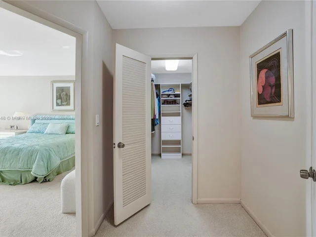 1111 Crandon Blvd # A1202, Key Biscayne FL 33149