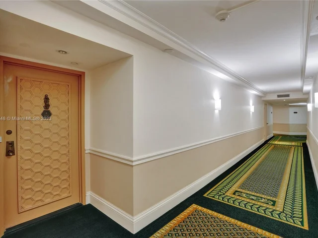 1111 Crandon Blvd # A1202, Key Biscayne FL 33149