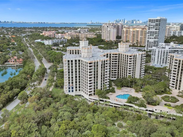 1111 Crandon Blvd # A1202, Key Biscayne FL 33149