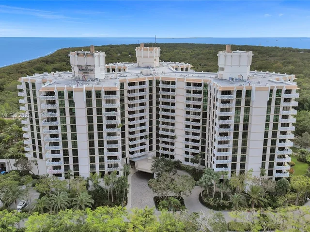 1111 Crandon Blvd # A1202, Key Biscayne FL 33149