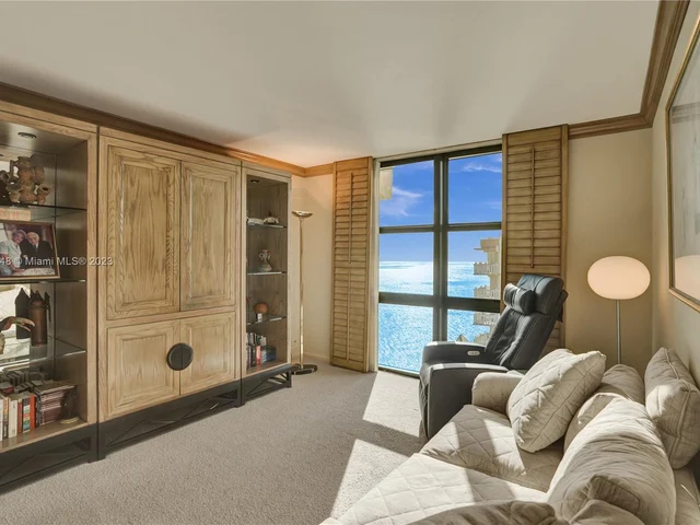 1111 Crandon Blvd # A1202, Key Biscayne FL 33149