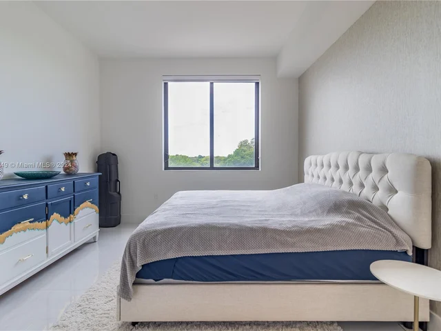 301 Altara Ave # 422, Coral Gables FL 33146