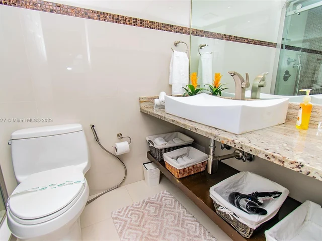 3901 S Ocean Dr # 9K, Hollywood FL 33019