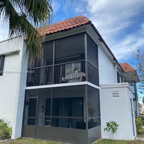 286 Racquet Club Rd # 201, Weston FL 33326